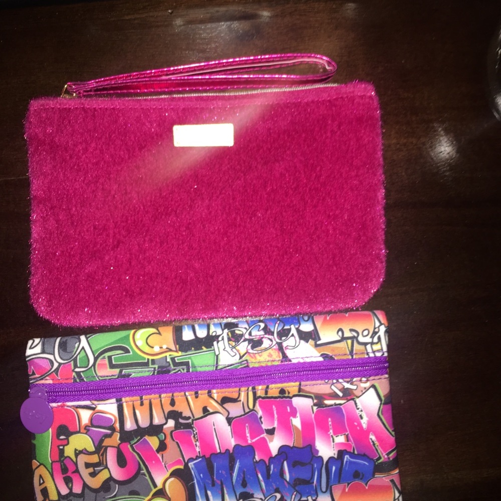 ISPY MAKEUP BAG BUNDLE